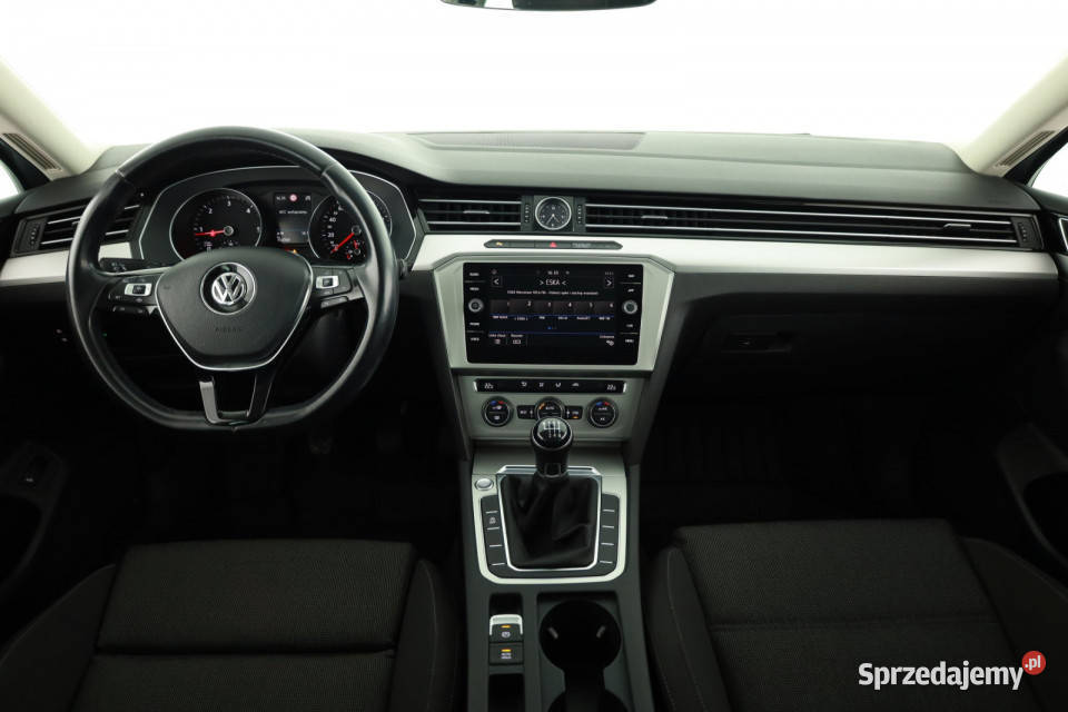 VW Passat 20 TDI światła przeciwmgielne Piaseczno