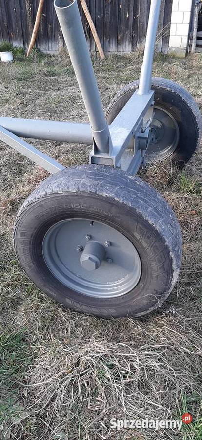 Wóz do ciągnika nieuszkodzony