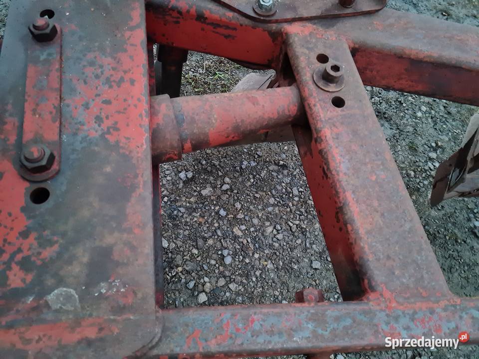 Pług obrotowy 4 skibowy Maszyny uprawowe Stare Zadybie