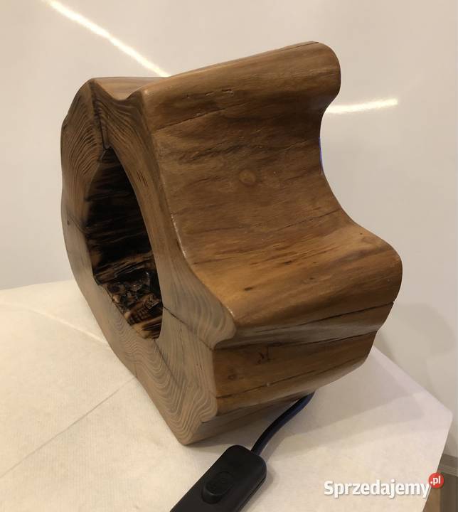 Lampa z plastra drewna ręcznie robiona Leśnica