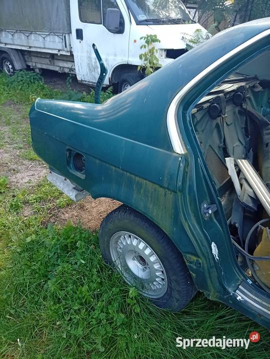BMW E32 karoseria na kawałki Motoryzacja