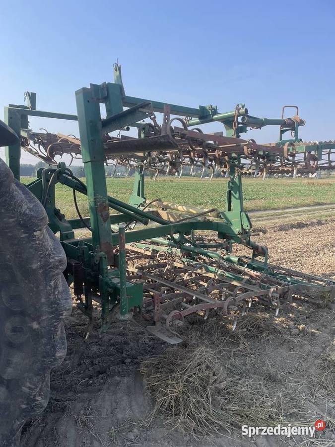 Agregat uprawowy nieuszkodzony