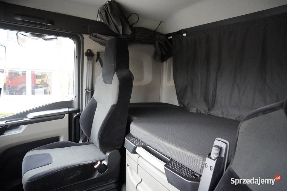 Ciągnik siodłowy MAN TGS 26430 6x4 PTO kabina sypialna Kraków