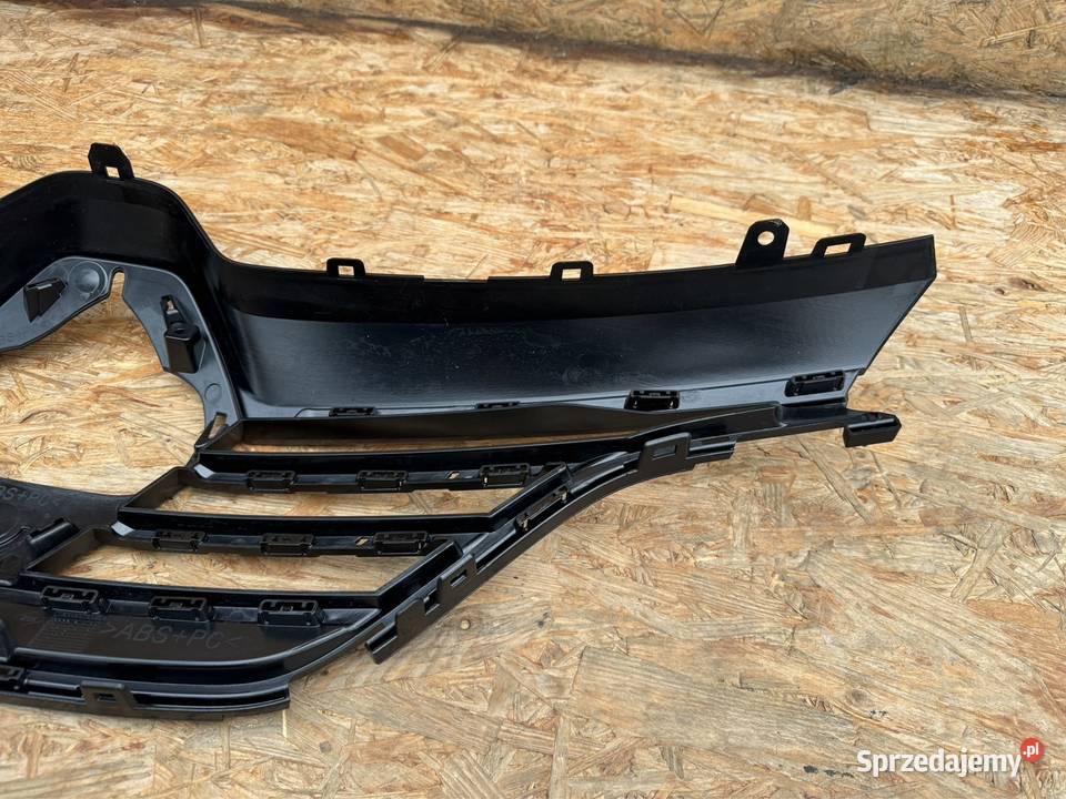 Grill atrapa chłodnicy renault megane IV 4 lift wielkopolskie Międzychód