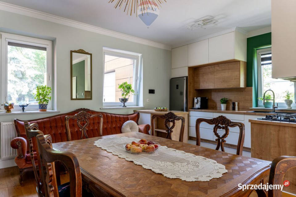 RODZINNY AZYL Z DUSZĄ ARTYSTY JEDLNIALETNISKO Jedlnia-Letnisko