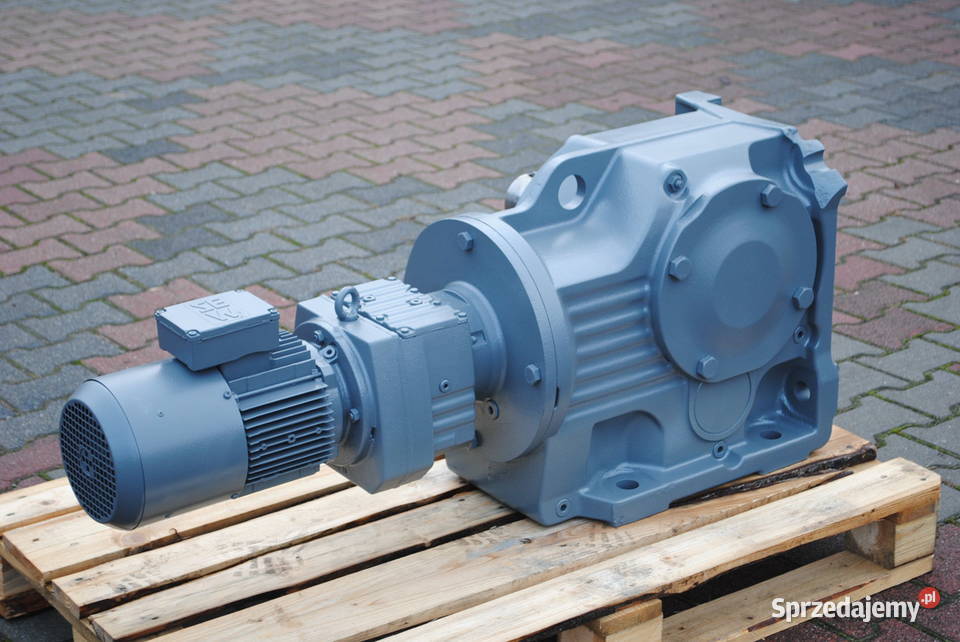 Motoreduktor kątowy 15kw 18obrmin z hamulcem SEW Kargowa