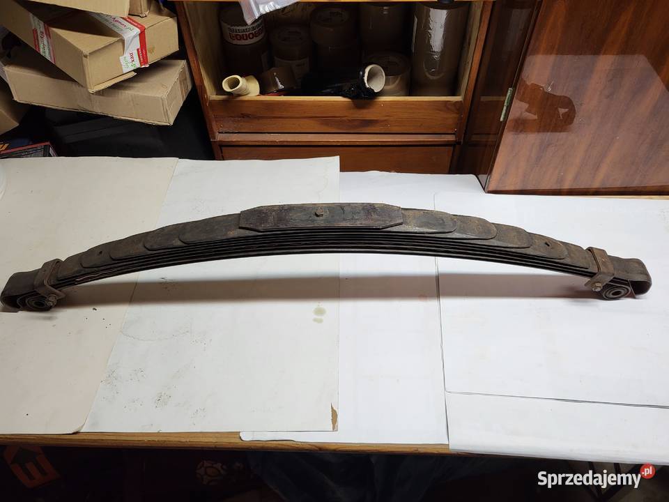 Syrena 104 105 Bosto R20 L fabrycznie nowy resor Rok produkcji 1980 Chodzież