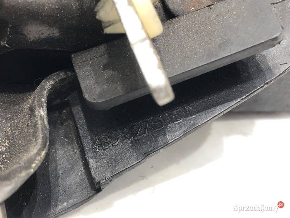 ZAMEK KLAPY TYŁ AUDI A6 C5 Kombi 4B9827505E 9705