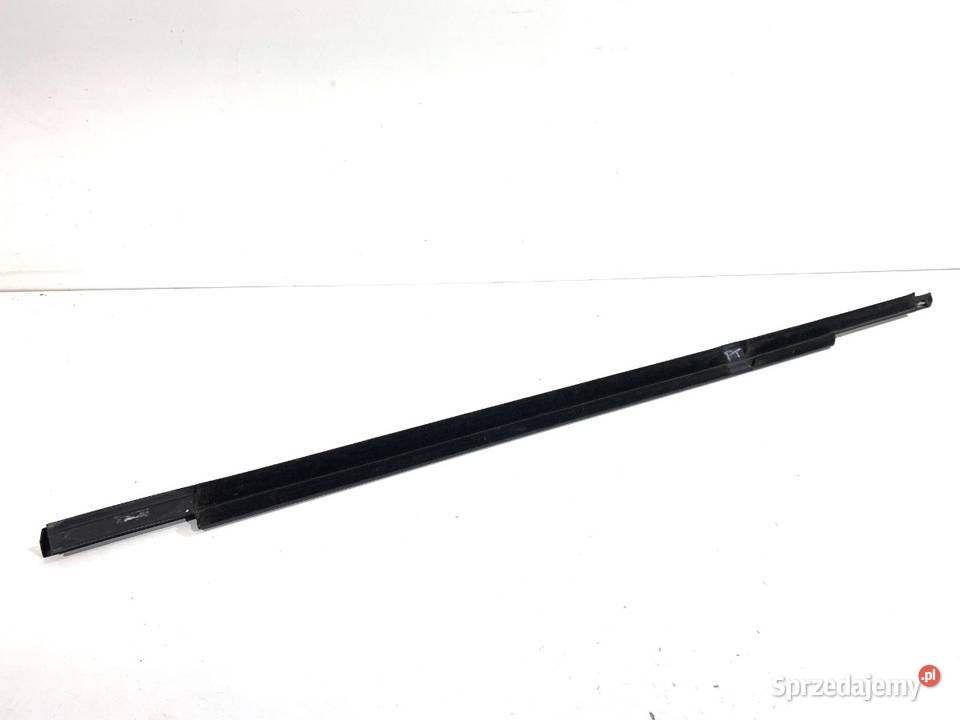 LISTWA ZGARNIAJĄCA TYŁ PRAWY BMW G30 sprzedam