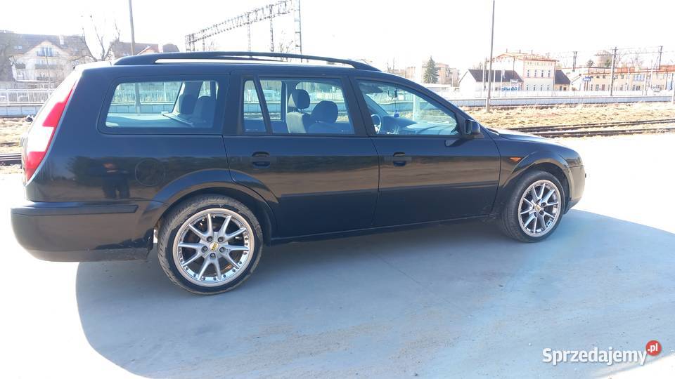 Sprzedam ford mondeo 18 benzyna