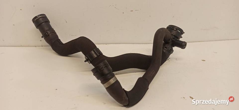 AUDI Q5 A4 B8 A5 8T RURA PRZEWÓD WODY 8R0121049J