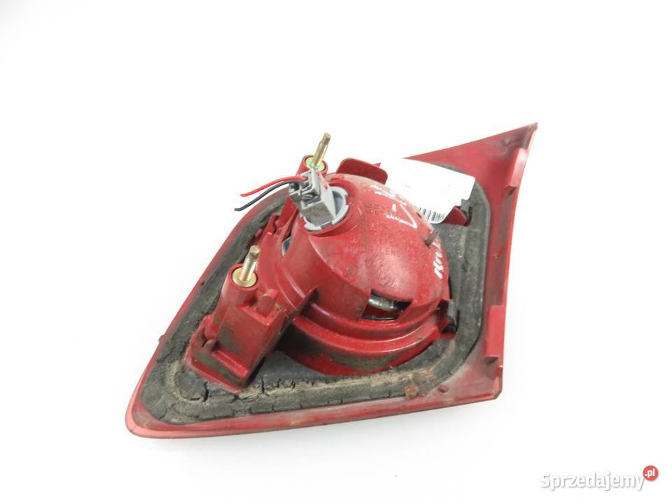 LAMPA LEWA TYLNA KLAPA MAZDA 3 BK P2913L