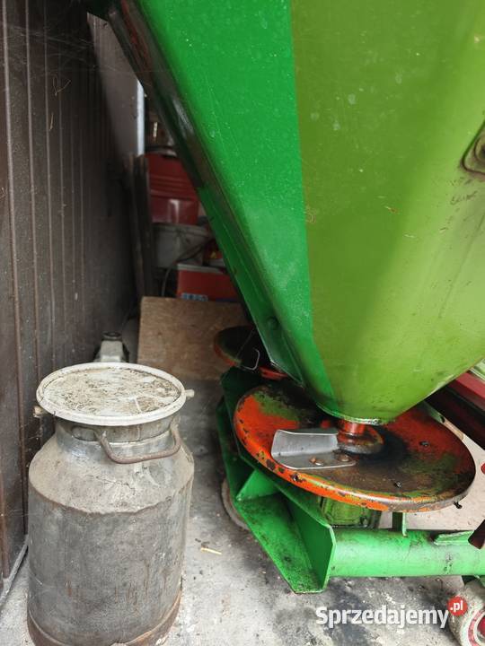 Sprzedam rozsiewacz nawozów Amazon Imbramowice