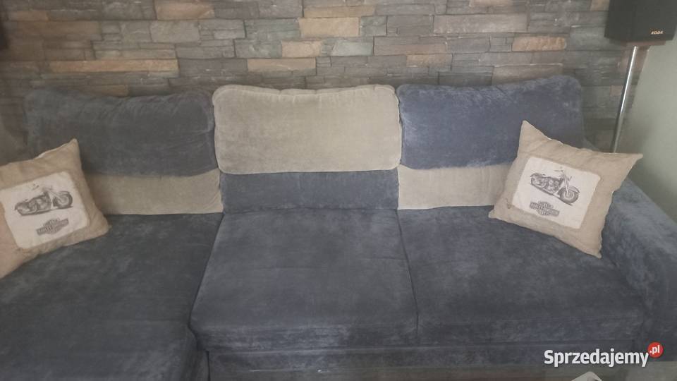 Naroznik kanapa z pufa