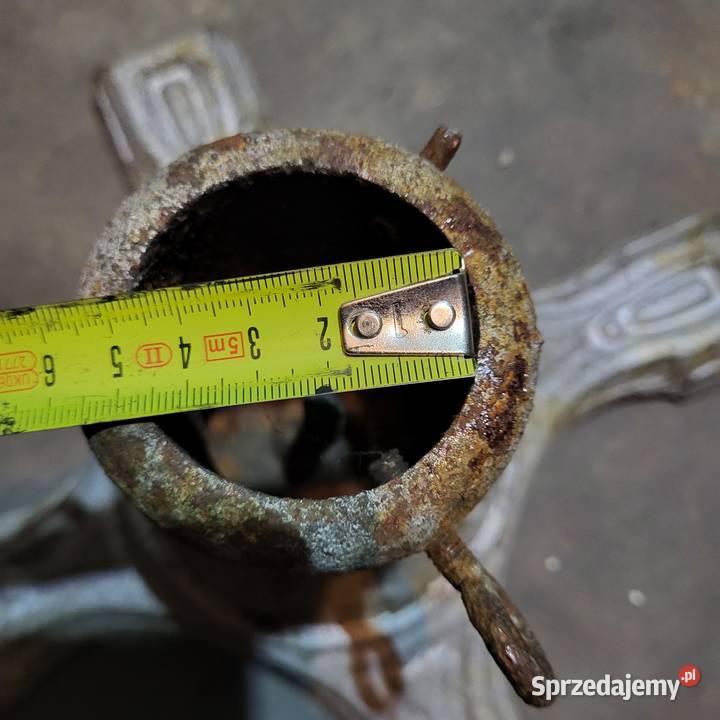 Stojak na choinkę żeliwny Bytom