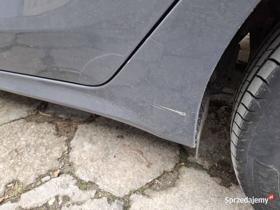 Syndyk sprzeda samochód KIA RIO Warszawa