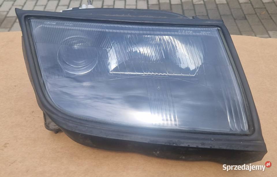 NISSAN 300 ZX 1990 lampa prawa przednia przód Lampy przednie