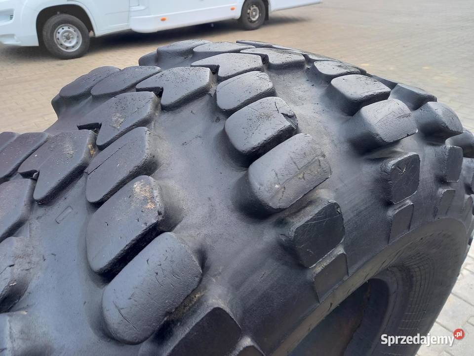 Opona używana rolnicza 1300x530x533 5307021 KAMA