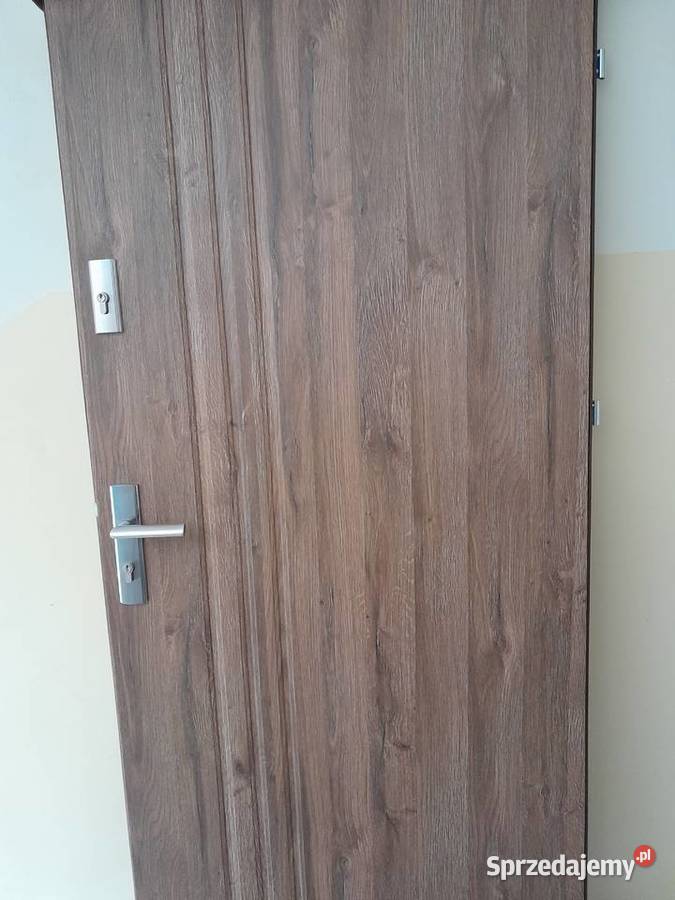 Montaż drzwi drzwi z montażem Ręki Producent Poznań