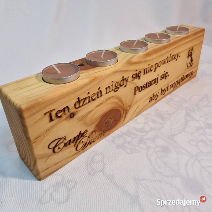 Świecznik świerkowy z grawerem Życie jest cudem Sępopol