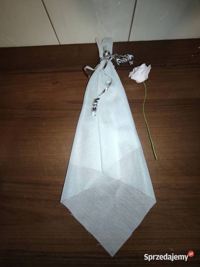 Tiule dekoracyjne i różyczki Bochnia