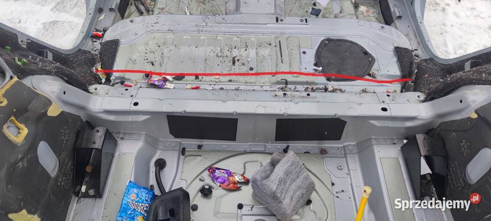 ĆWIARTKA WANNA PAS TYLNY AUDI Q5 8R 20082016