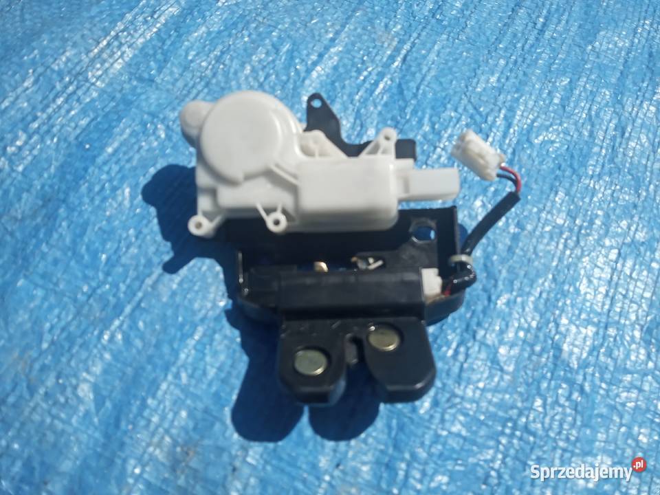 Rygiel klapy Mazda 6 GG Sedan sprzedam