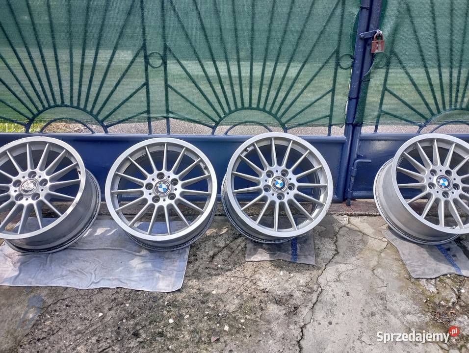 4 FELGI 18 BMW 8Jx18 Samochodowe