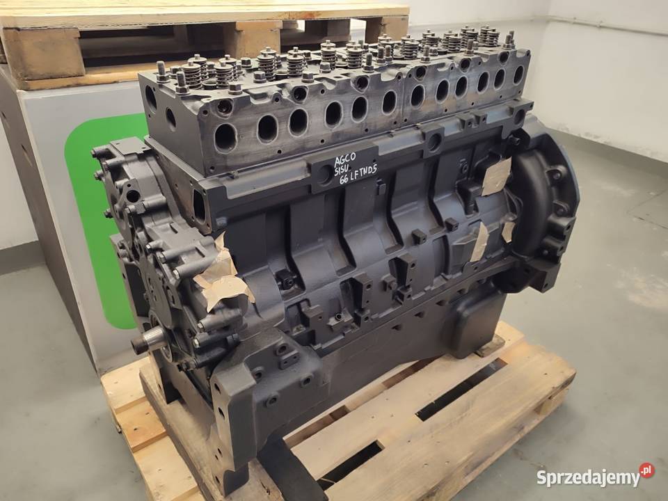 Słupek silnika Agco Sisu 66LFTND5 MASSEY Wilkowo