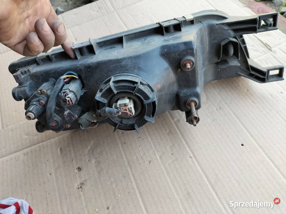 Almera n15 LAMPA PRZÓD PRZEDNIA LEWA