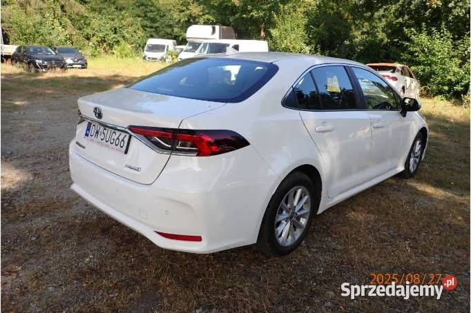TOYOTA COROLLA 2022 179800 ccm 98 Warszawa