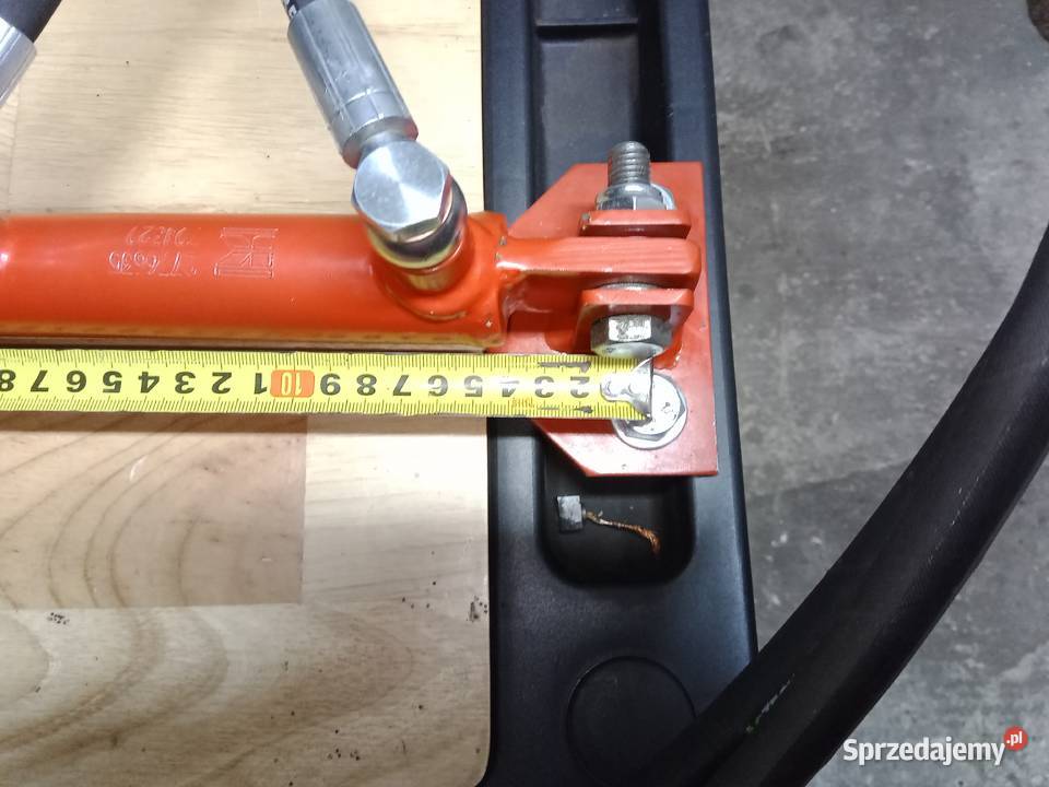 Siłownik zasuwy do rozsiewacza MDS Rauch Kuhn nieuszkodzony Zahorów