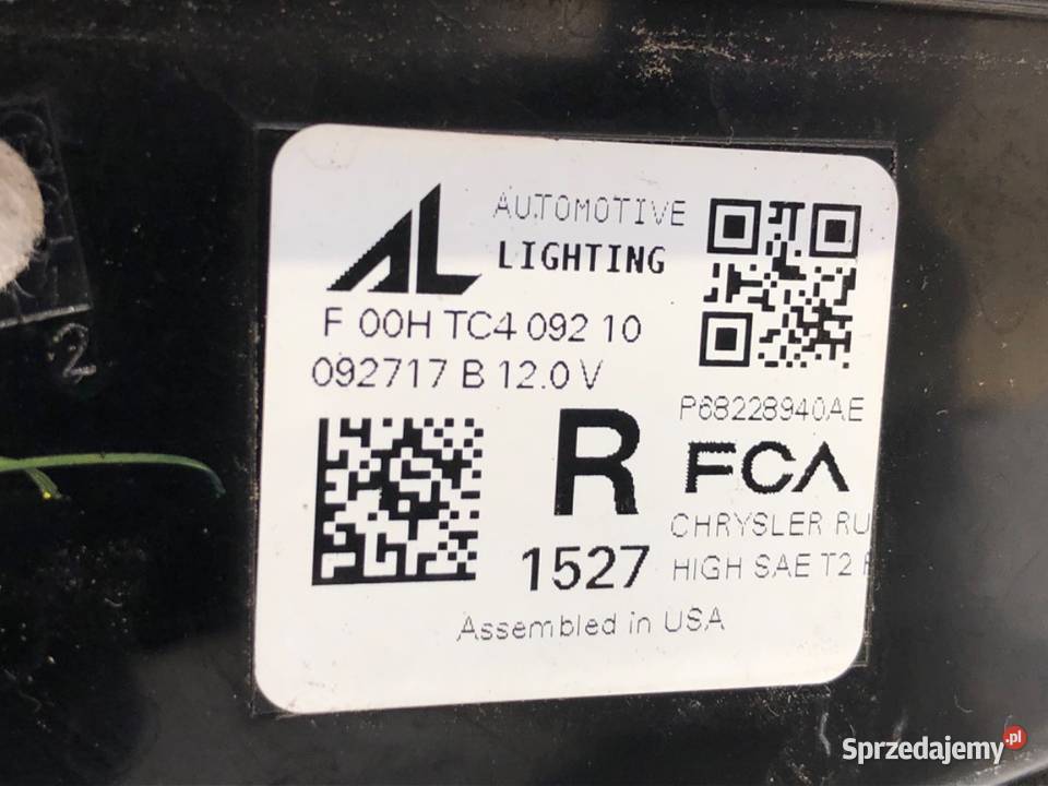 LAMPA PRAWY TYŁ CHRYSLER PACIFICA P68228940AE osobowe podkarpackie sprzedam