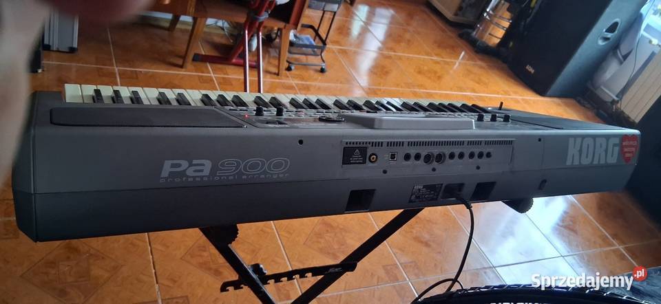 Korg PA900