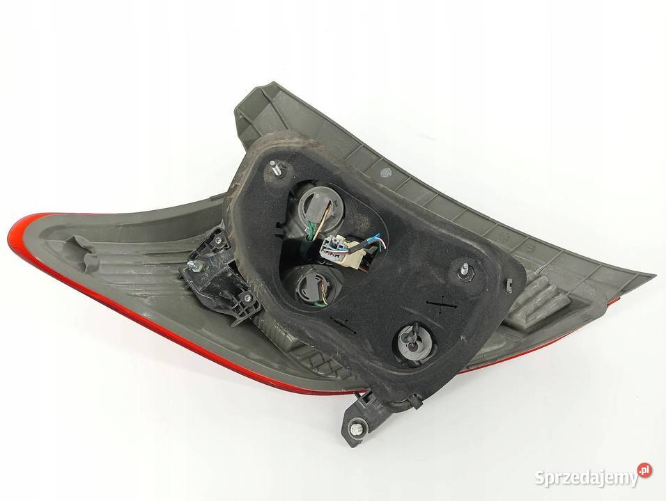 LAMPA TYŁ PRAWA Toyota Yaris III 20112020 sprzedam