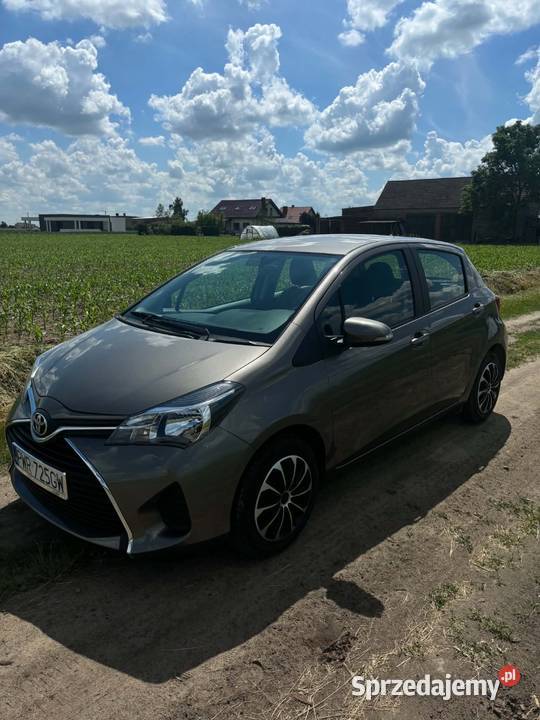 Toyota Yaris 13 benzyna kamera cofania klima wielkopolskie Września sprzedam