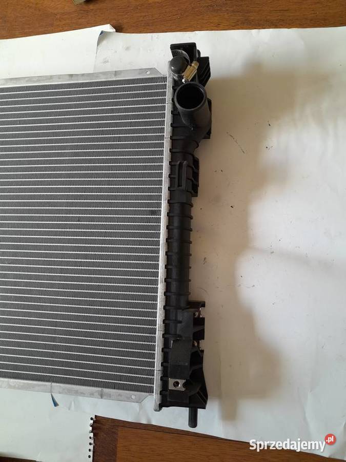 CHŁODNICA WODY FORD EXPLORER 20152019 FB5Z8005A