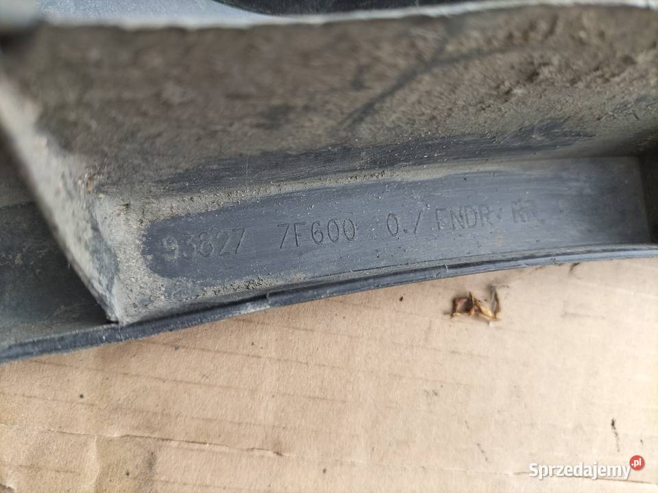 NISSAN TERRANO 2 938277F600 LISTWA NAKŁADKA Kamień-Kolonia