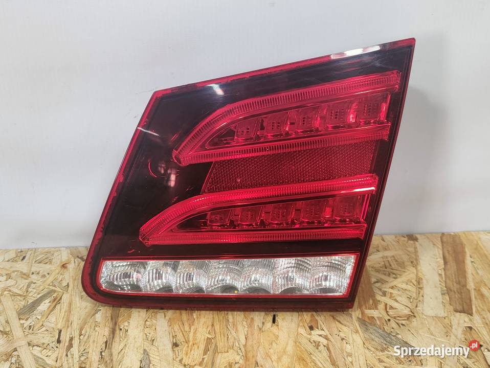 Lampa Klapy Bagażnika Prawa Mercedes W212 Kombi Pleszew