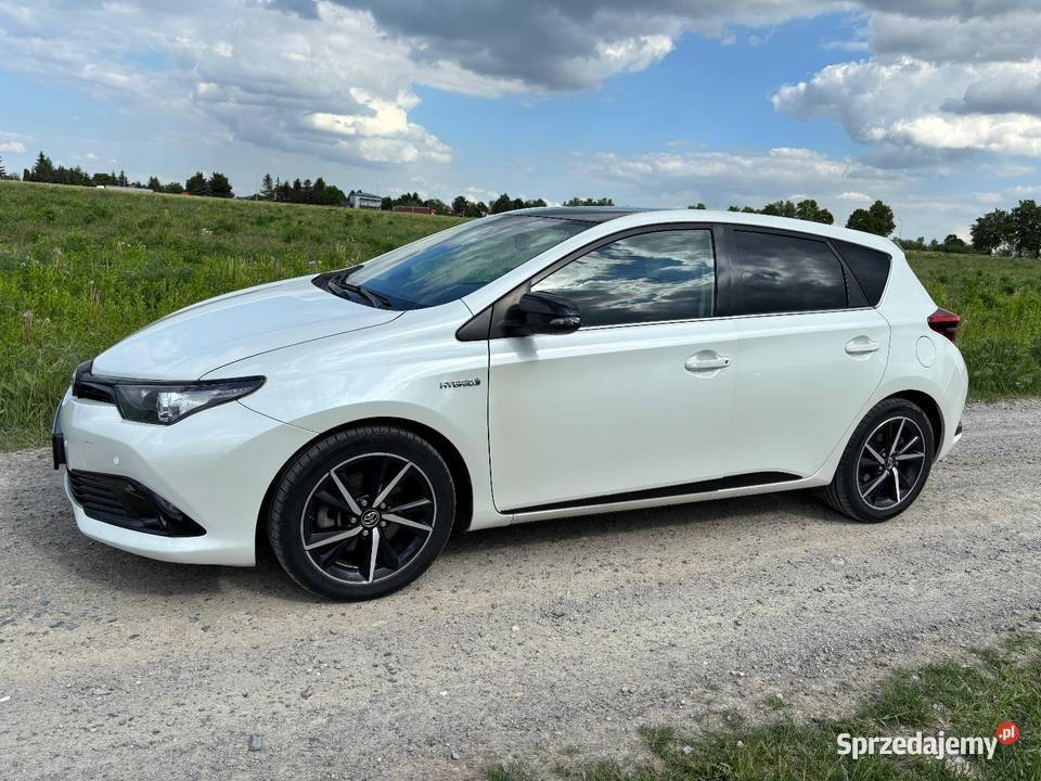 Toyota Auris 2018 Selection 18 Hybrid Niemce