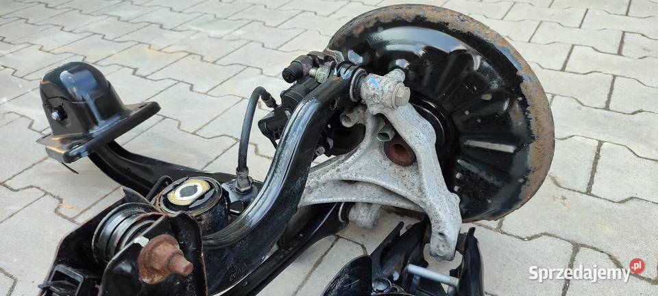 VW TIGUAN II BELKA ZAWIESZENIE TYŁ 3Q0505235AC Zestawy zawieszenia