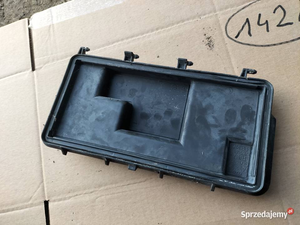 Audi 80 B3 B4 8A094181 Pokrywa skrzynki osobowe Pozostałe Kamień-Kolonia