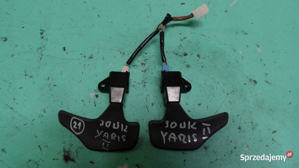 TOYOTA YARIS II LIFT 09r łopatki kierownicy
