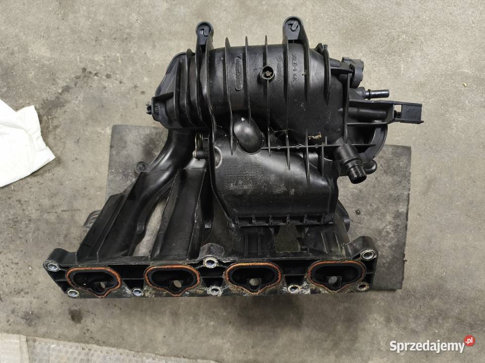 Kolektor ssący Citroen C4 Picasso C8 Peugeot 307 Kolektory ssące Dębica