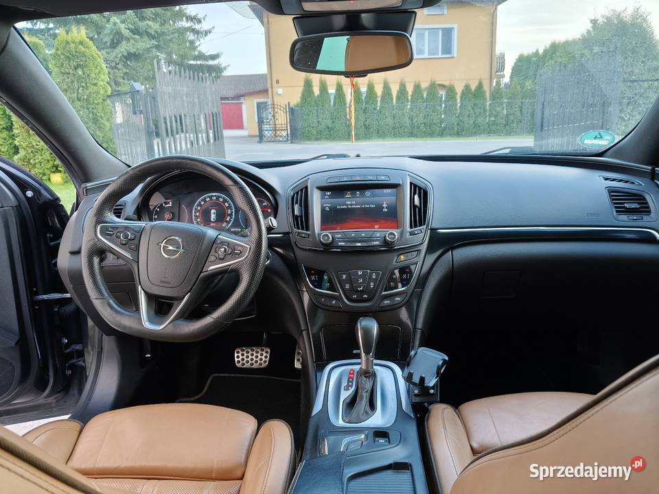 Opel Insignia bogate wyposażenie Sienno