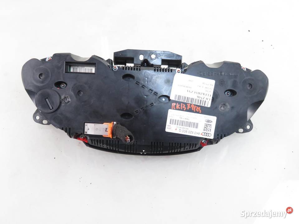 LICZNIK AUDI A4 B8 SEDAN 20 TDI 8K0920900Q sprzedam