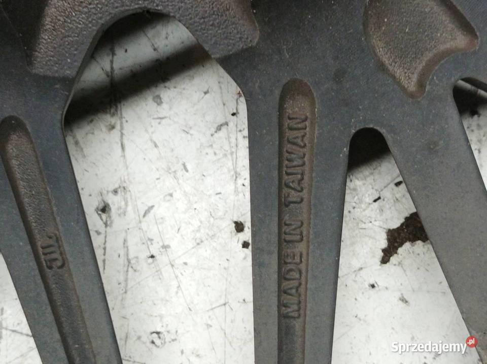 FELGA ALUMINIOWA R20 5X112 ET50 OC65MM 20X9J