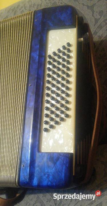 Akordeon produkcji niemieckiej Robale Standard60