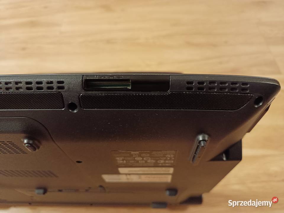Gratka retro laptop duży Acer 184 Liczba rdzeni 2 sprzedam