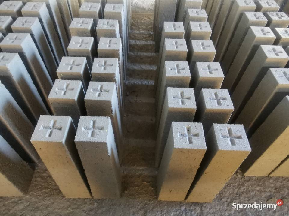 Słupki granicznepodcentry pasy rurki paliki Łącko